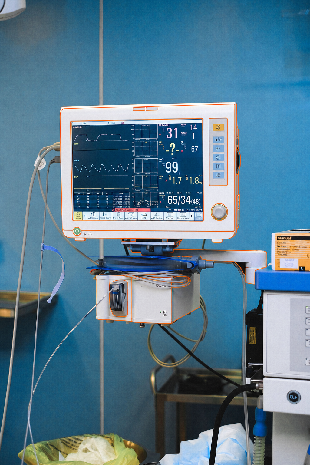 Patient monitor and medical-software interface with restrained orange technical contours